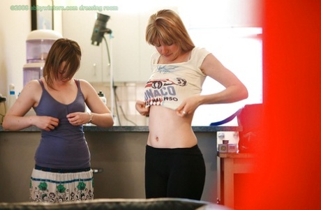 Young hotties Greta and Melita getting dressed after girl on girl sex - PornHugo.net