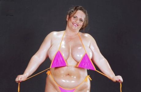 Fat Chick Gina Marie La Montana Releases Big Oiled Tits From Bikini