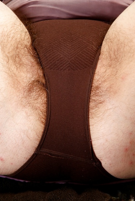 Big tits and beaver are immune to skin damage from mature fattyness and hairy legs.