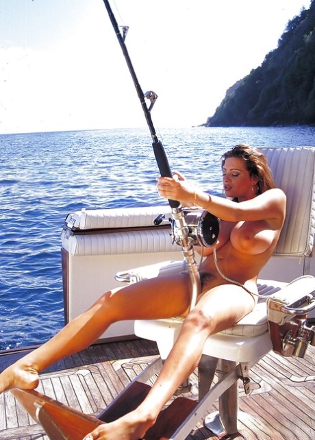 Hot Chick Linsey Dawn McKenzie Fishing On Boat In The Nude