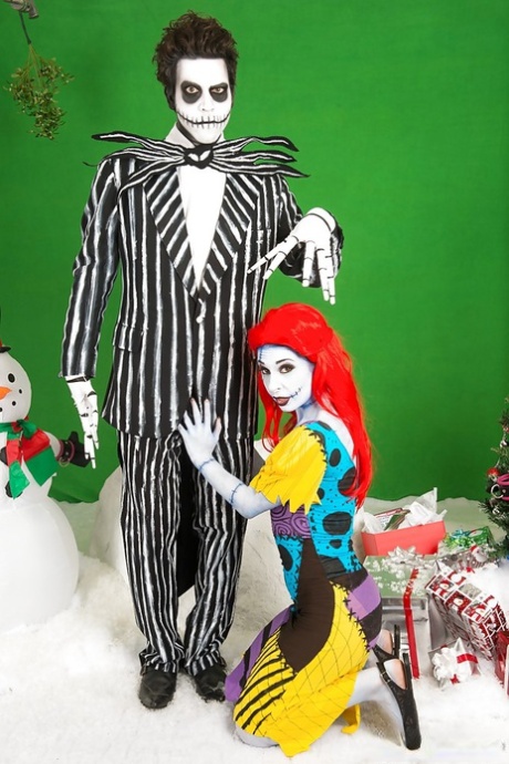 Amateur Chick Joanna Angel And Guy Don Creepy Cosplay Outfits Before Fucking