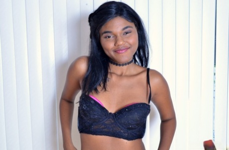 Cute Black Girl Yara Skye Tugs On Her Meaty Pussy Lips After Undressing
