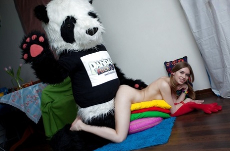 Секс игрушка панда порно видео