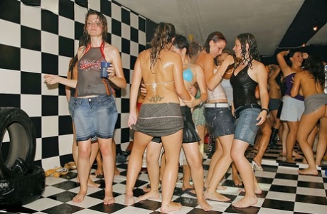 Luscious MILFs Enjoy Wild Sex Orgy At The Drunk Sex Party