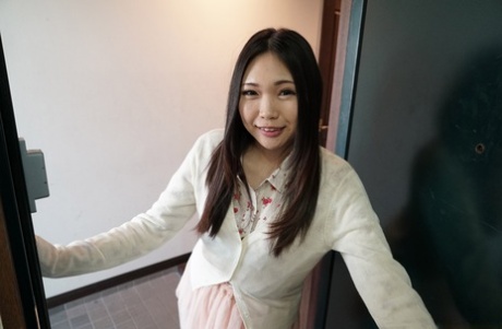 Mahiro Yozora, a charming Japanese wife, scores a 69 and becomes boned with pride.