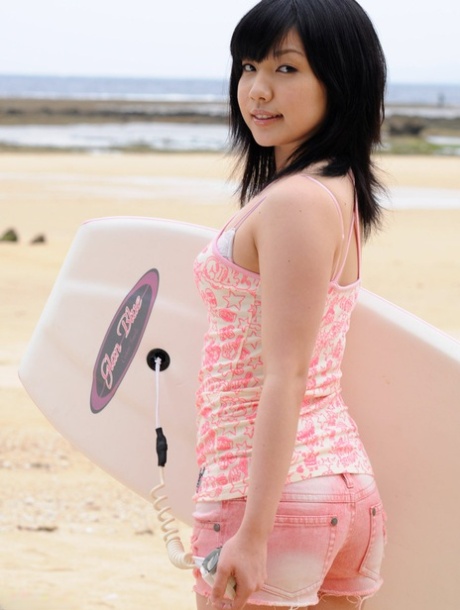 Sexy Asian Girl Airi Minami Enjoys Hot Intercourse At A Cabin In The Village