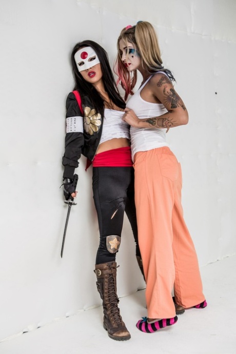 Lesbians In Costumes Asa Akira And Kleio Valentien Rub Each Other's Muff