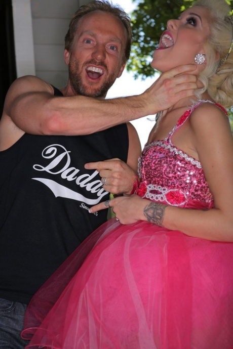 Petite Blonde Princess In Pink Halle Von Gets Nailed By Ryan Madison
