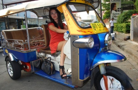 Thai first timer goes from Tuk Tuk driver to a nude model on the rise