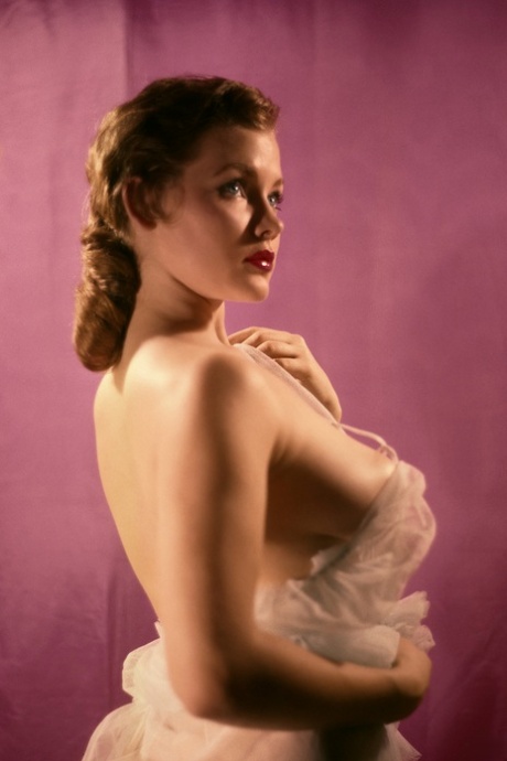 Lovely British Vintage Model Judy Lee Tomerlin Exposing Her Perky Natural Tits