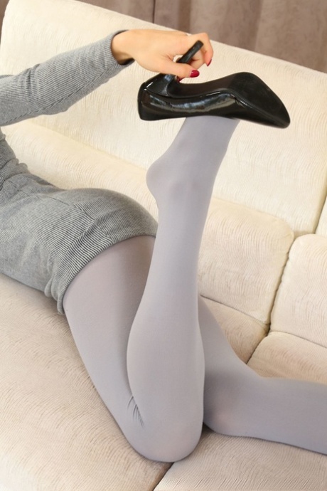 Hot Model Zofeya Showcasing Her Huge Natural Tits While Posing In Grey Tights