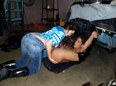 Female mechanic gets a hot lesbian pussy licking in car as payment for repairs