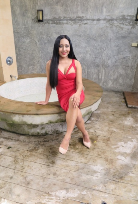Plump Busty Amateur Cake Sheds Red Dress To Show Her Shemale Cock Outdoors