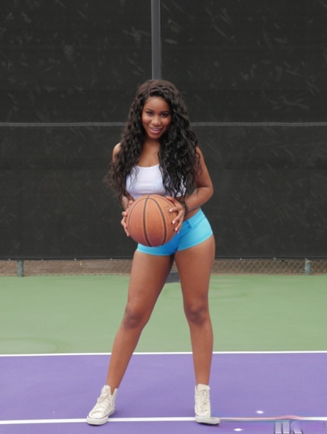Irresistible Young Ebony Jenna Foxx Frees Natural Tits On The Basketball Court
