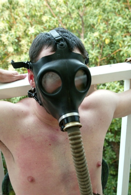 Prior to clothespinning the slave, Jasmine Byrne and Xana Star used a gas mask on him.