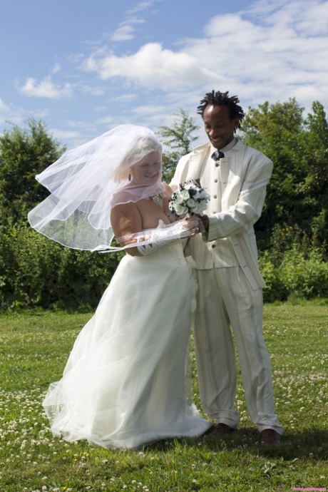 Mature bride Lacey Starr blew off her new black hubby on their wedding day.