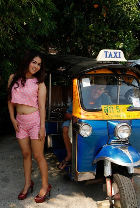 Another pretty Thai teen slut Meena makes contact with Caucasian tourist