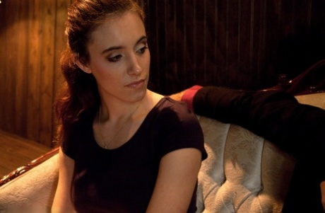 The Sex and Submission movement is exemplified by Iona Grace and James Deen.