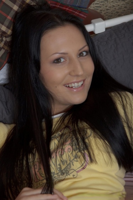 Dark-haired European teen Arina gives head and takes a boner in her ass