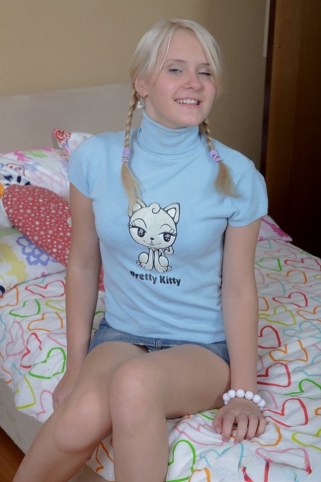 Slim teen with pigtails Karoll gets her butthole stuffed with a stiff dong