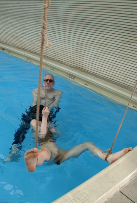 Sweet Asian Sex Slave June Mizuna Gets Toyed While Rope Bound In The Pool