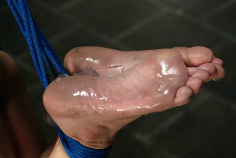 Foot Whipping Sex - Feet Torture Porn Pics & Naked Photos - PornPics.com