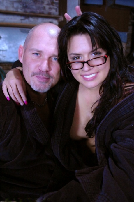 Sex And Submission contestants: Eva Angelina and Mark Davis.