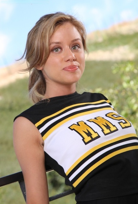 Sexy Teen Cheerleader Porn