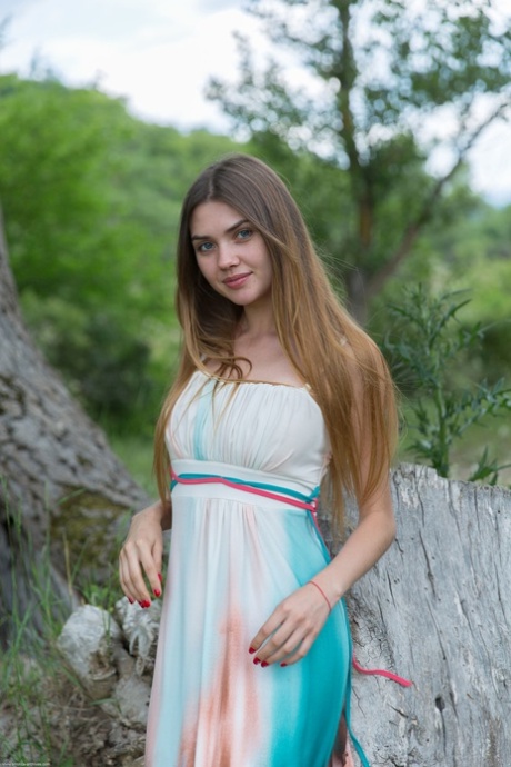 Comely teen Georgia showing every inch of her beautiful body outdoors