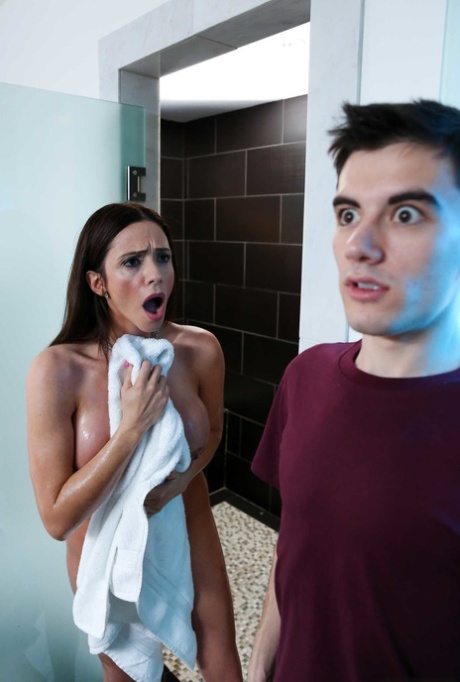 Hot Mom Ariella Ferrera Soaps Big Tits To Titty Fuck Stepson In Bathroom Bang