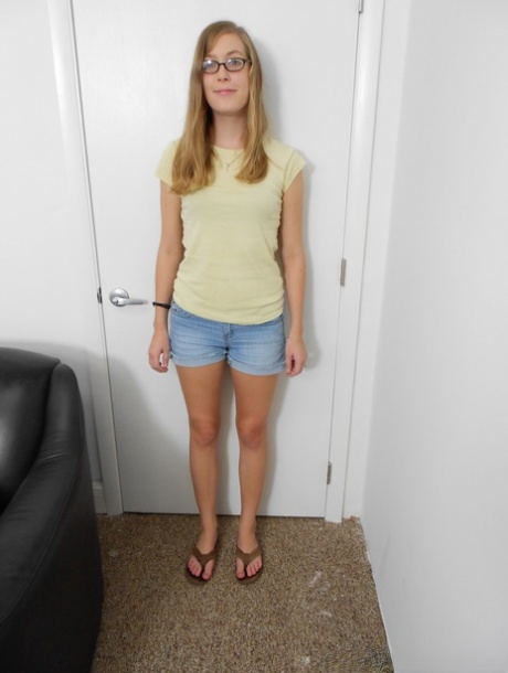 Sexy Teen Amber Showing Her Tiny Tits & Her Big Ass On Her First Casting Day