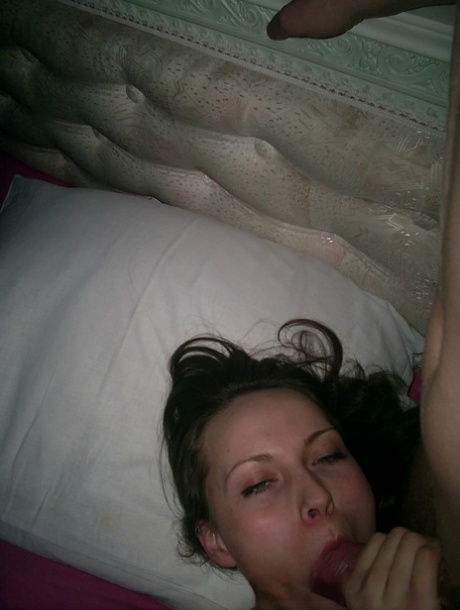 Amateur Girlfriend Tanya Getting Woken Up And Dicked In The Dark