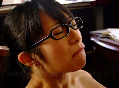 Sexy Asian Babe In Glasses Nana Kunimi Gives Fellatio And Eats Cum