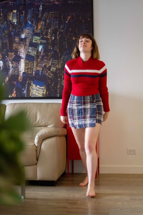 Modest girl Casey Q displaying her stunning nude body while getting dressed.
