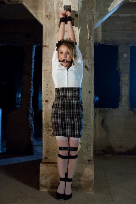 With her dick sucking in the air, Jessie Cox, an adorable schoolgirl, is seen holding herself up in the basement for some care.