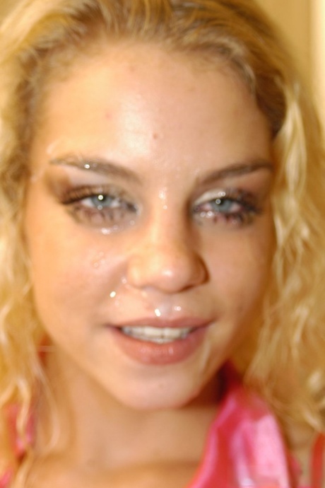 For an intense and all-encompassing look, Angelz's hot blonde hair is covered in ejaculate as she waves in a hardcore gangbuster.