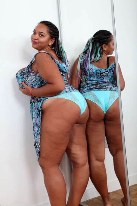 fat ebony thong - Black BBW MILF Panties Porn Pics & Naked Photos - PornPics.com