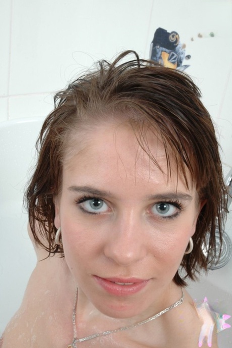 Amateur Wife Face Fucking - Amateur Face Fuck Porn Pics & Naked Photos - PornPics.com