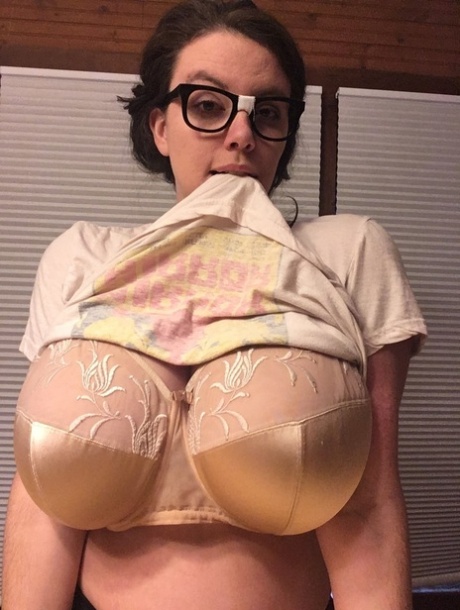 Big boobs porn pics