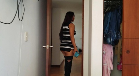 Brazilian amateur Bella Quinn touts her bare ass in spaghetti strap tank naked video pics