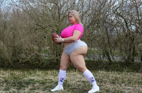 Curvaceous Football Player Natasha Crown Flaunts Her Huge Ass Outdoors