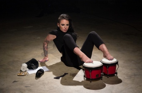 Christy Mack, Wolf Hudson - Foot Worship.