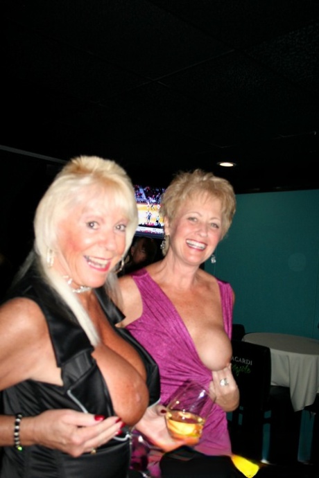 Granny Tracy Lick & Kinky Swingers Teasing Pantyless With Their Big Tits
