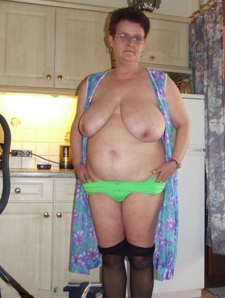 Exposed: Old grandmother Ingeborg shows off her fat body and stuffs a vacuum pipe in the girl's twat.