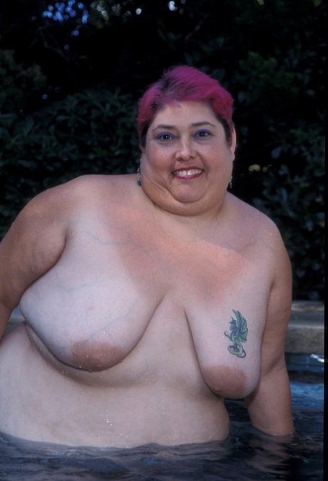 Daring: This image depicts BBW Cadence Harden stripping and then appearing naked at the pool, by itself in all its glory.