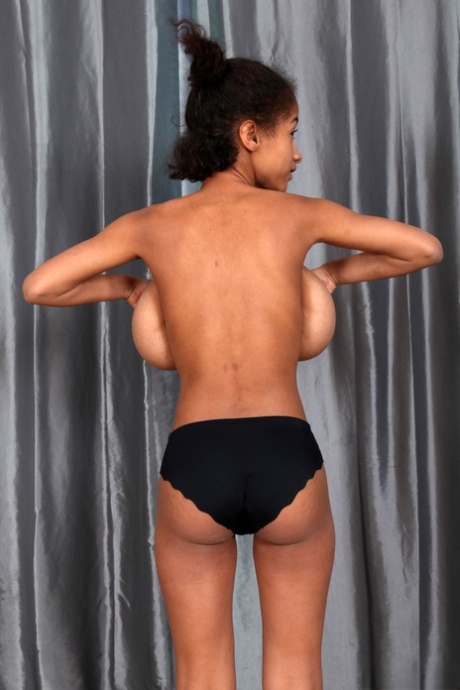 Petite Black Bubble Butt - Skinny Black Ass Porn Pics - PornPics.com