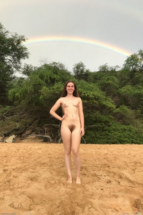 Caucasian Nerd Niki Snow Stripping & Posing Naked In Her Vacation Compilation
