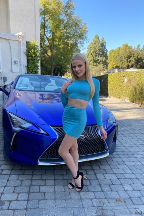 Young Blonde Paris White Showing Her Delicious Pussy Up Close In Her Super Car