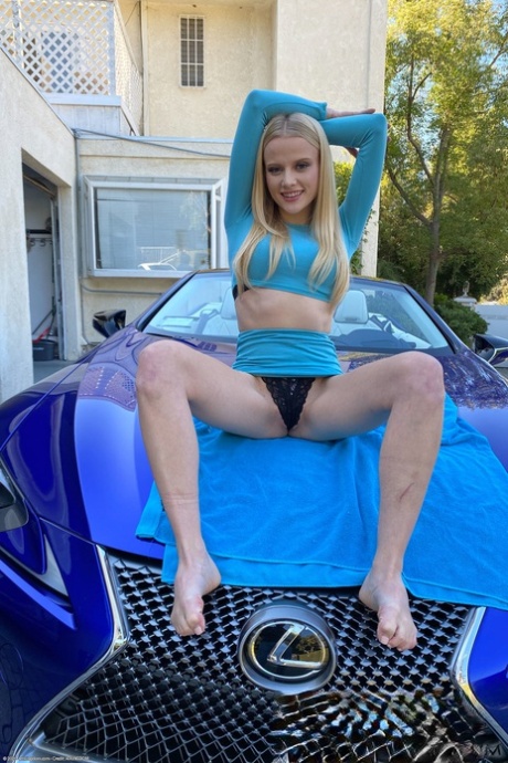 Young Blonde Paris White Showing Her Delicious Pussy Up Close In Her Super Car