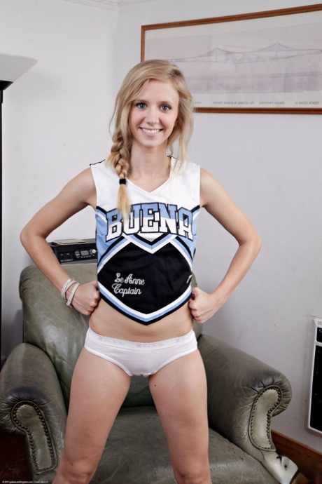Cute Cheerleader Rachel James Peels Off Her Uniform & Spreads Her Bald Cunt